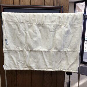 NWT Off-White Faux Fur Blanket